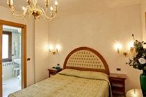 Antica Casa Carettoni 3* Venedig